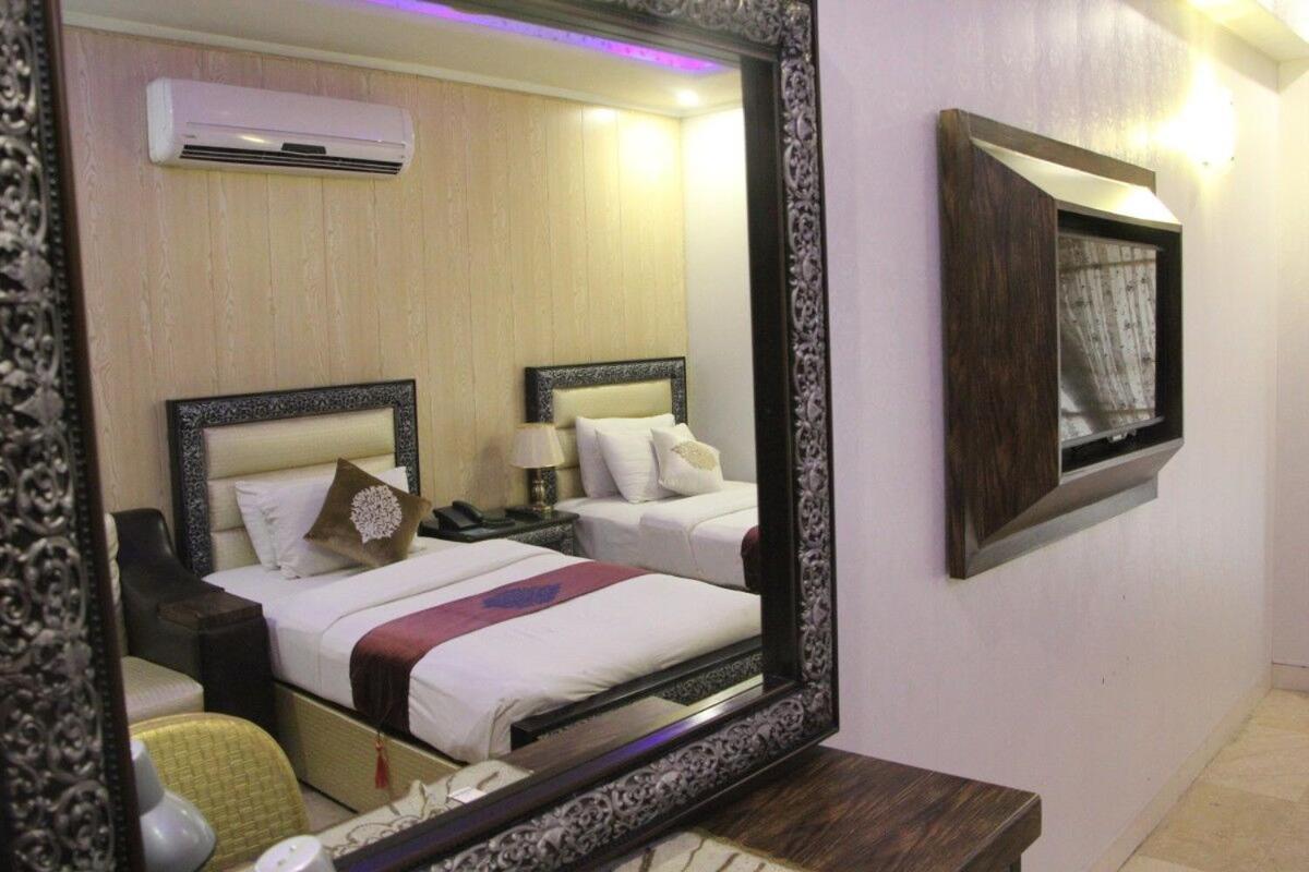 Hotel The Leschanze Lahore Exterior foto