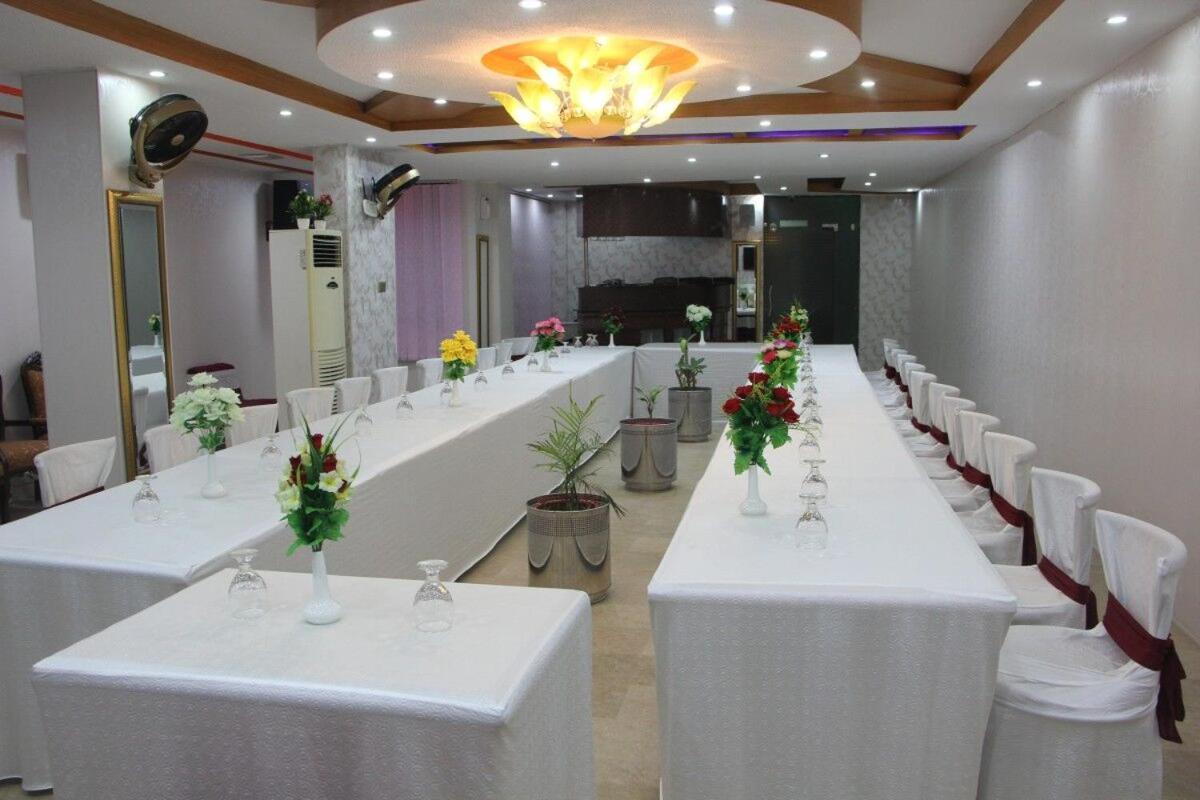 Hotel The Leschanze Lahore Exterior foto